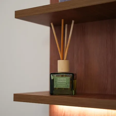 Atelier Apartment *
