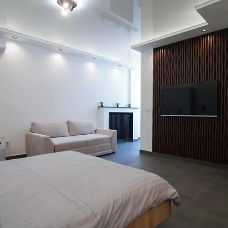 Apartment Atelier *